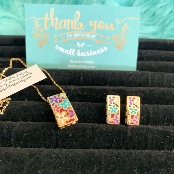 Luxury Jewelry Set - Picture 3 of 7